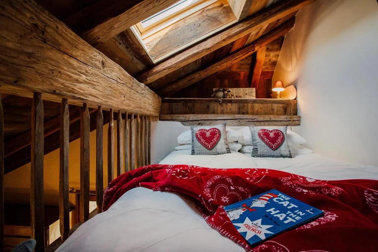 Chalet Debussy - Our Elegant Farmhouse Montriond France